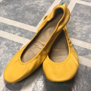 Tieks size 8 Mustard Yellow Flats